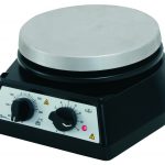 AGITADOR MAGNÉTICO COM AQUECIMENTO E SEM AQUECIMENTO - Consulte modelos e capacidades